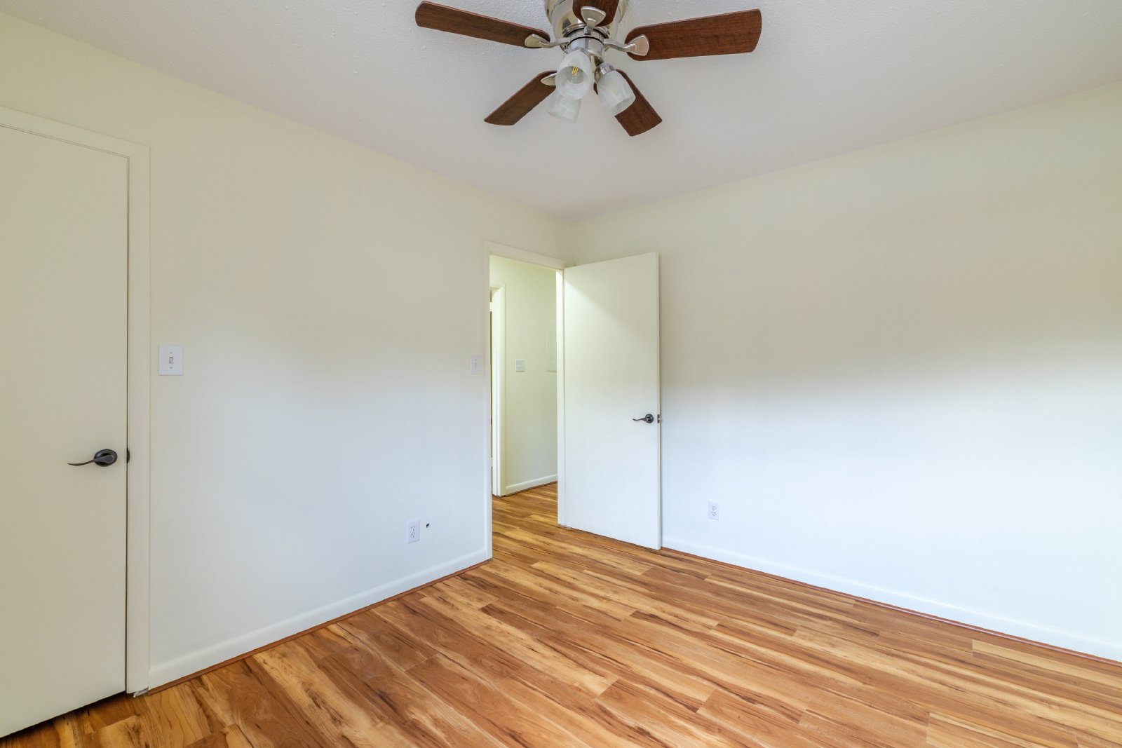 Gleason Drive - 7914 #1172 (HOA) - 1172 property image