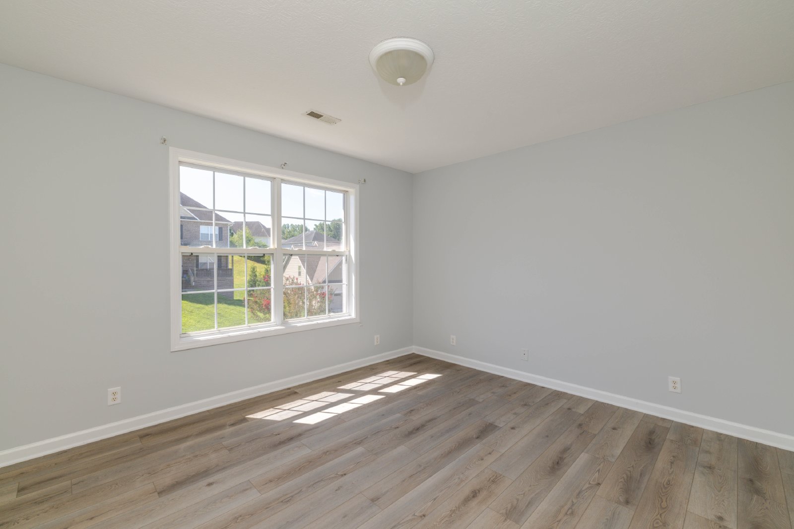 Dreamview Lane- 1217 (HOA) - 1 property image