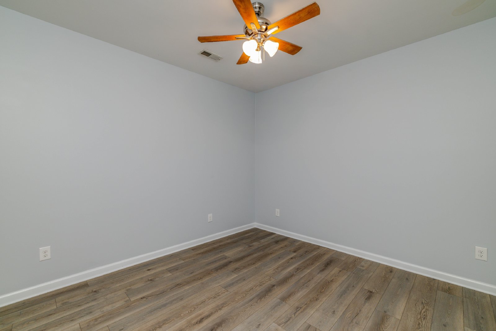 Dreamview Lane- 1217 (HOA) - 1 property image