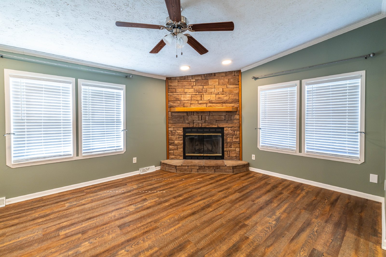 Silver Charm Way- 1322 (HOA) - 1 property image