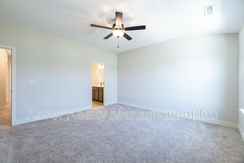8968 Keenberg Lane property image