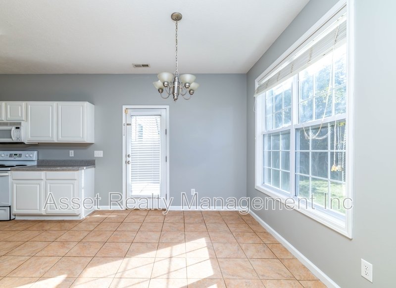 506 Drakewood Dr property image