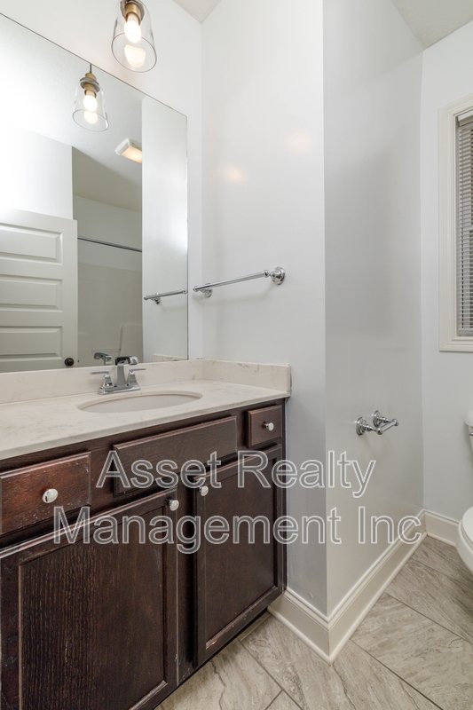 1416 Madison Oaks Road property image