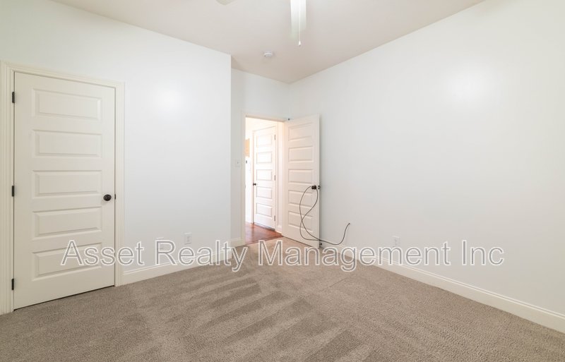 1416 Madison Oaks Road property image