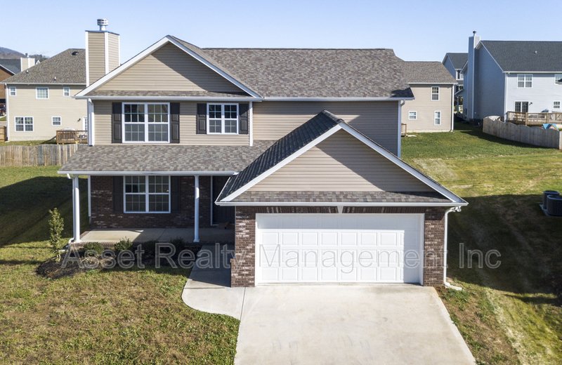 2738 Lucky Leaf Lane property image