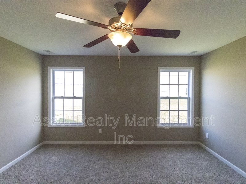 2738 Lucky Leaf Lane property image