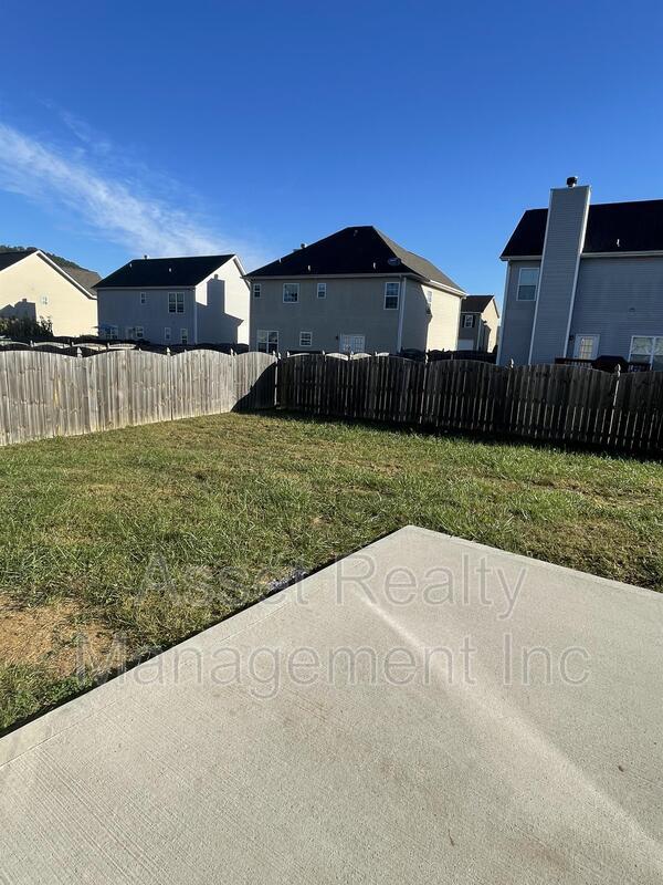 2738 Lucky Leaf Lane property image