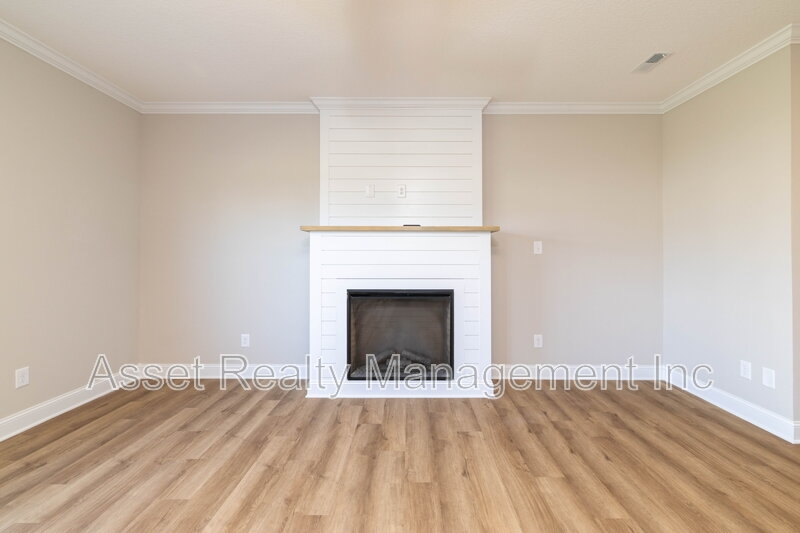 7822 Tree Line Lane property image