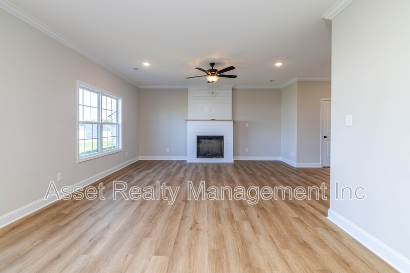 7822 Tree Line Lane property image