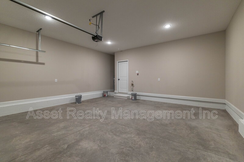 7822 Tree Line Lane property image