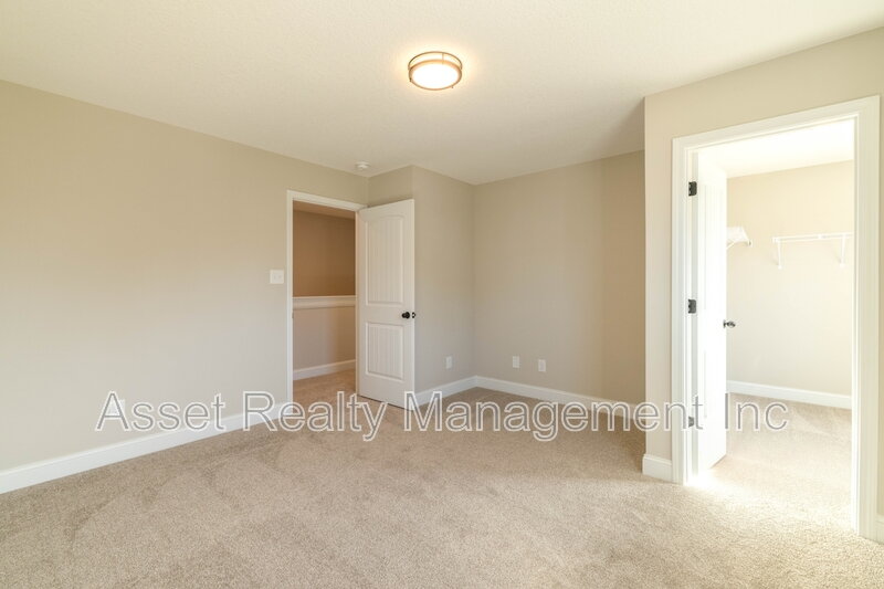 7822 Tree Line Lane property image