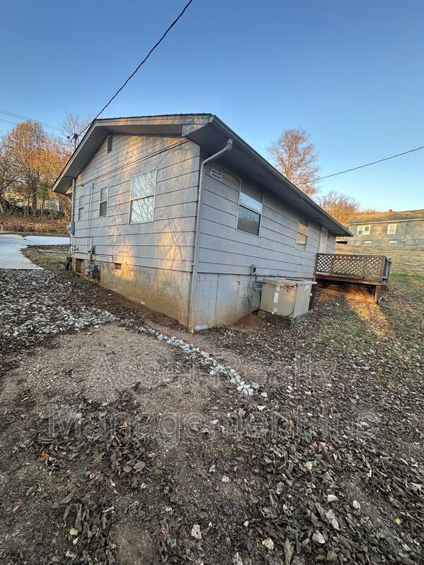 408 Hassler Mill Road property image