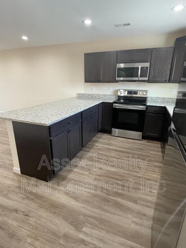 914 Warrior Hill Drive - 1 property image