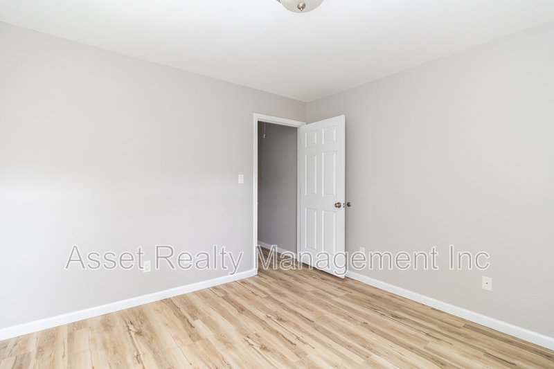 10432 Fantasy Way - 1 property image