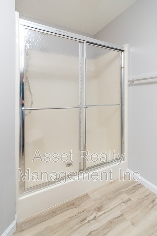 10432 Fantasy Way - 1 property image
