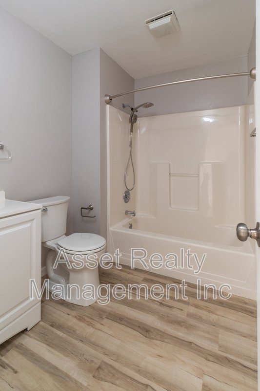 10432 Fantasy Way - 1 property image