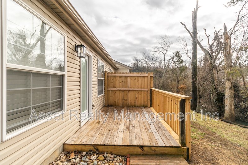 10432 Fantasy Way - 1 property image