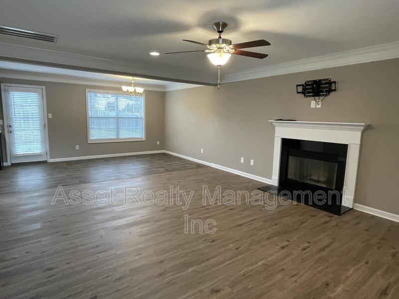 8107 Cambridge Reserve Drive property image