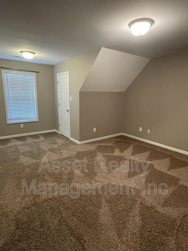 8107 Cambridge Reserve Drive property image