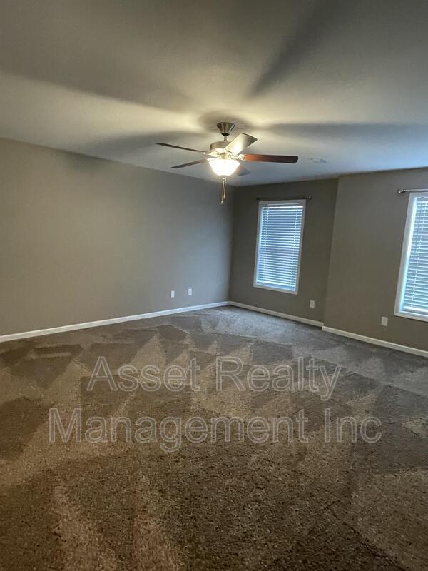 8107 Cambridge Reserve Drive property image