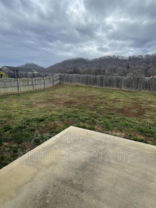 8107 Cambridge Reserve Drive property image