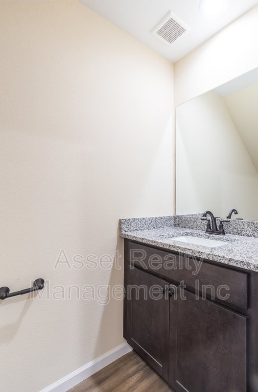 916 Warrior Hill Drive - 1 property image