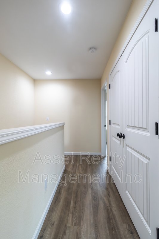 916 Warrior Hill Drive - 1 property image
