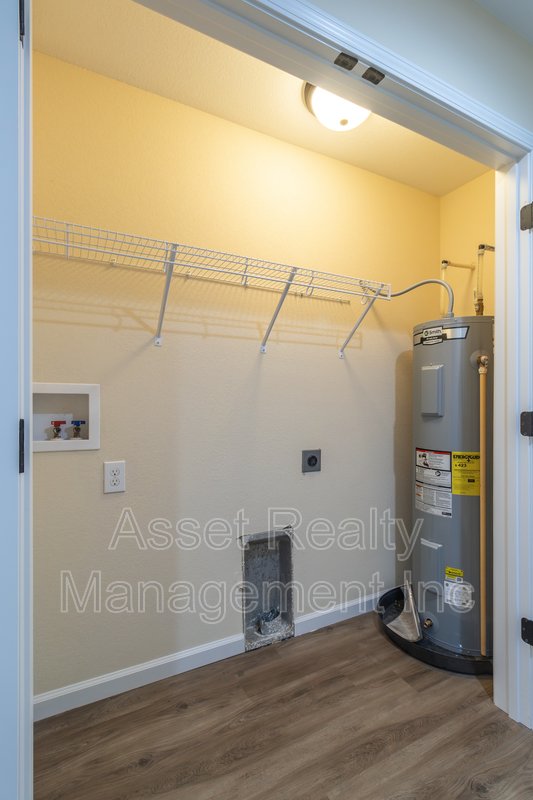 916 Warrior Hill Drive - 1 property image