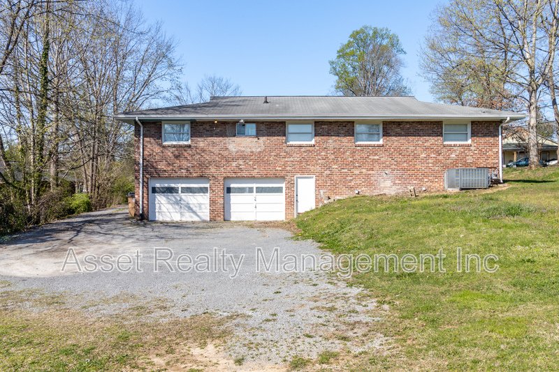 4802 Inskip Road - A property image