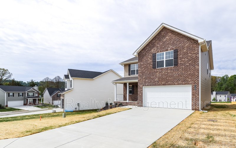 5804 Rain Cloud Road property image