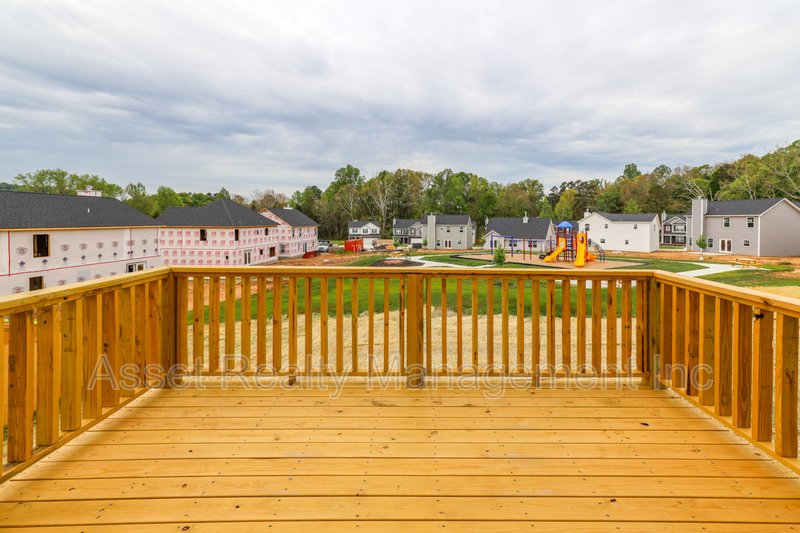 5804 Rain Cloud Road property image