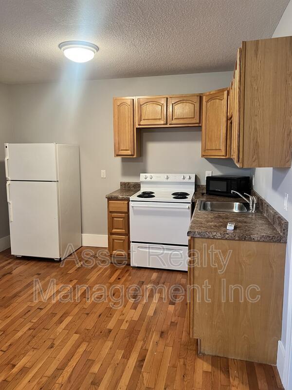 2359 East 5th Avenue - 4 property image