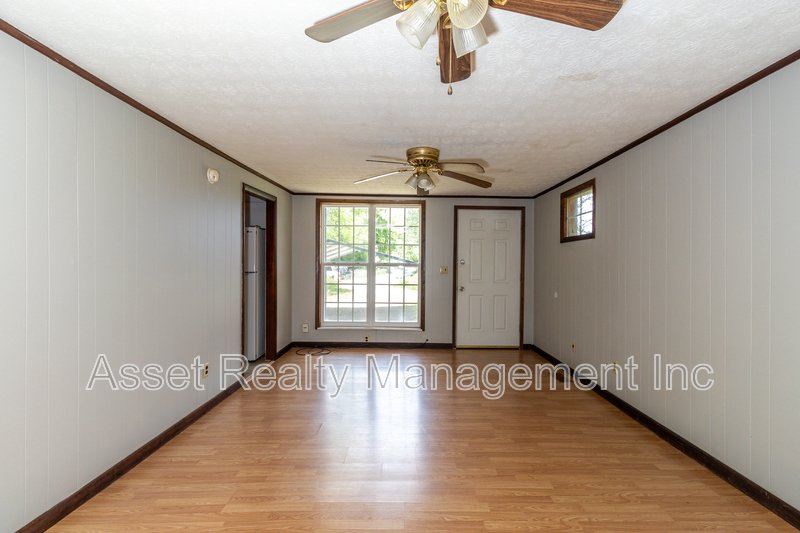 513 Benton Cir property image
