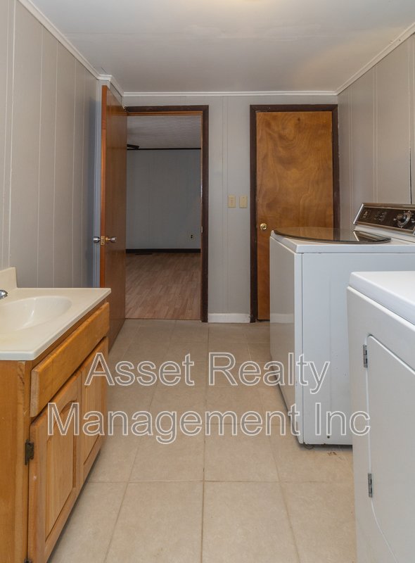 513 Benton Cir property image