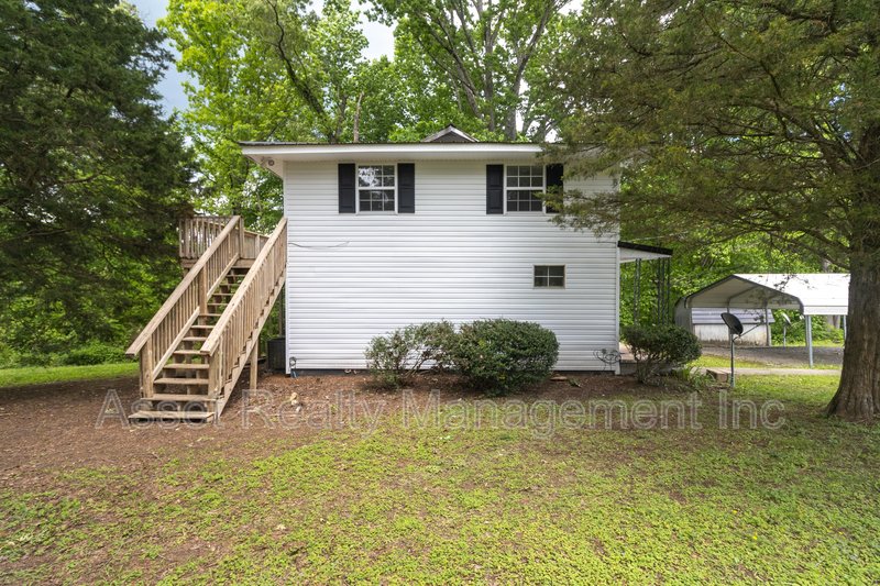 513 Benton Cir property image