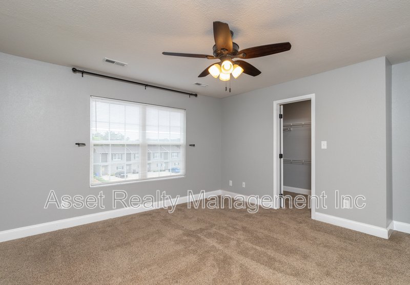 926 Warrior Hill Drive - 1 property image