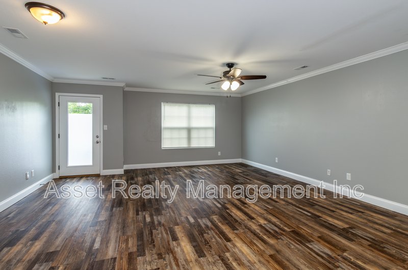 926 Warrior Hill Drive - 1 property image