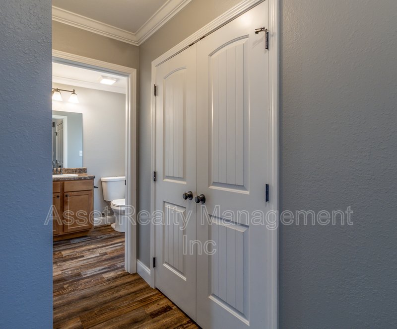 926 Warrior Hill Drive - 1 property image