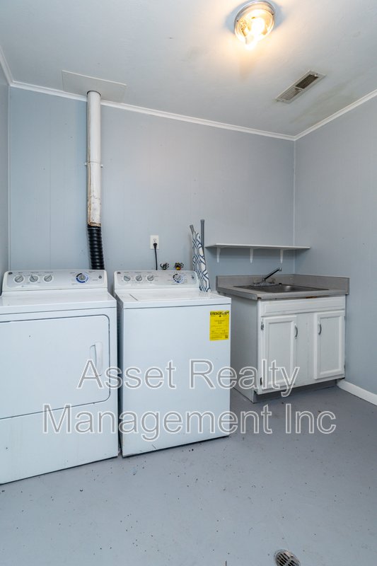 630 Colonial Drive property image