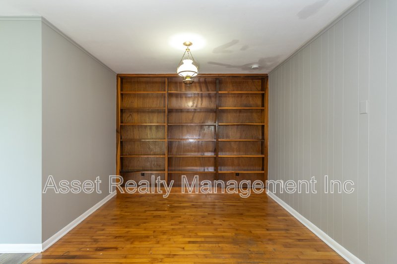 630 Colonial Drive property image