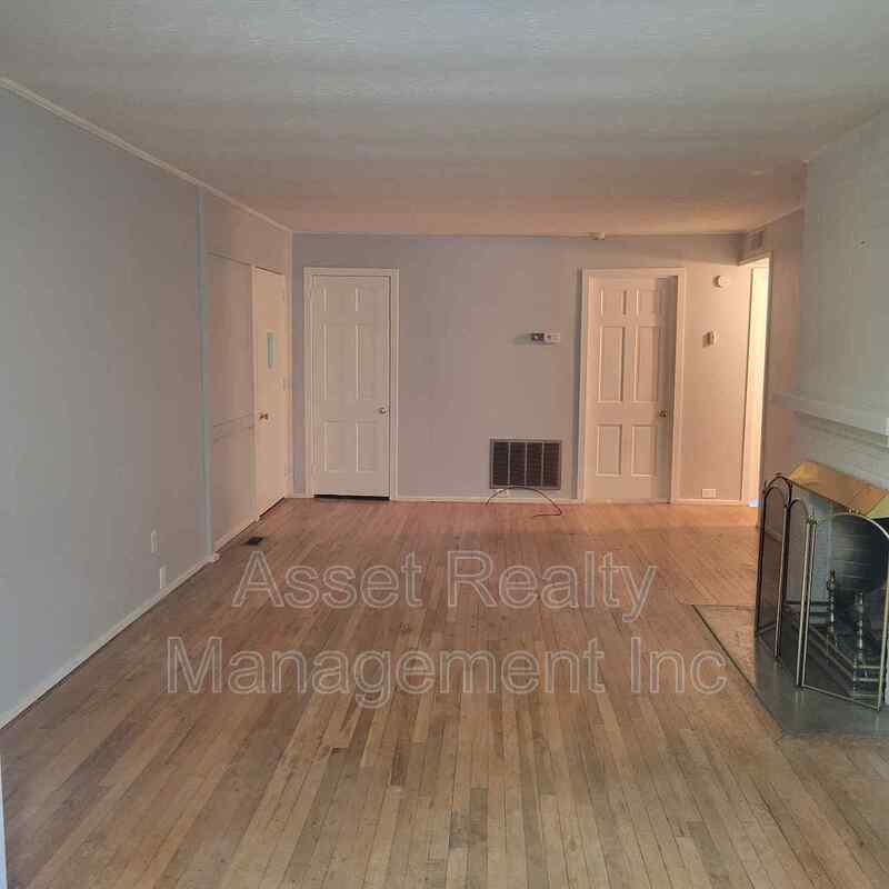110 Chatham Ln property image