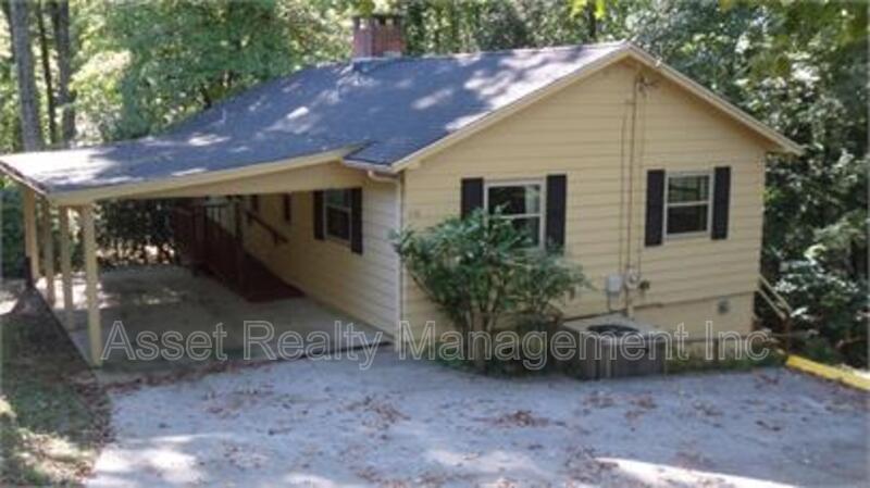 110 Chatham Ln property image