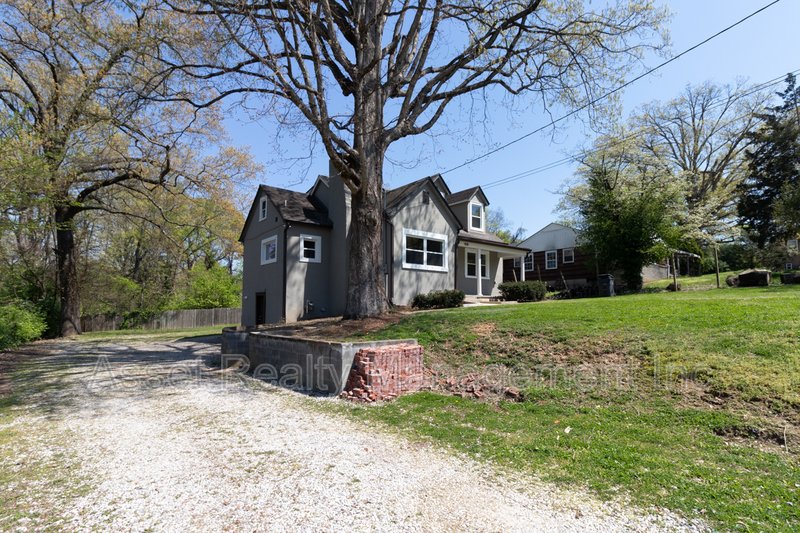 408 Oakland Street property image