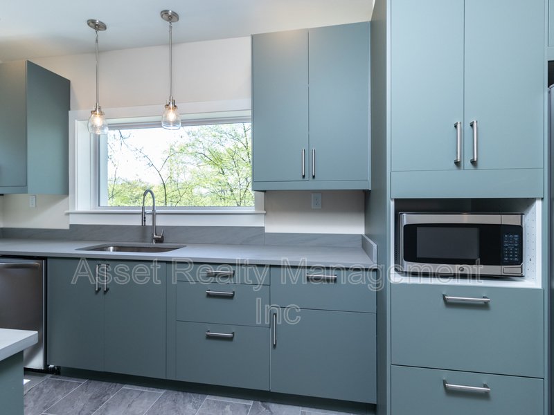 408 Oakland Street property image