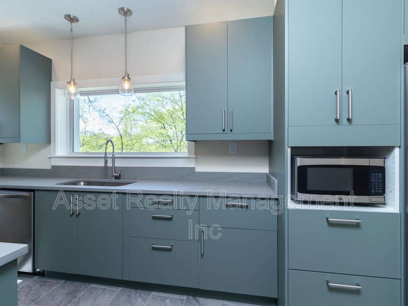 408 Oakland Street property image