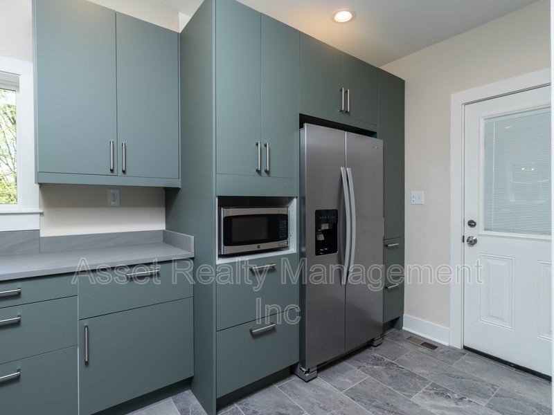 408 Oakland Street property image
