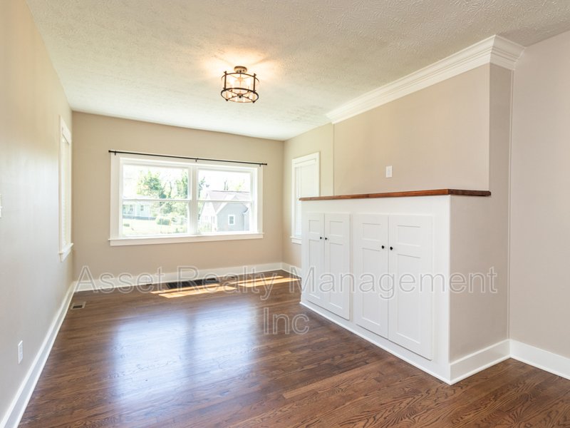 408 Oakland Street property image