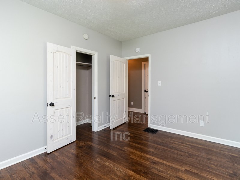 408 Oakland Street property image