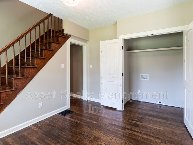 408 Oakland Street property image