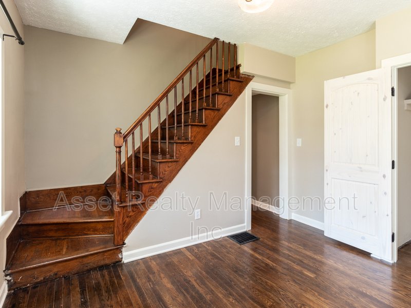 408 Oakland Street property image